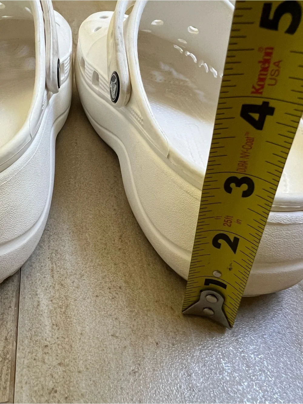 Crocs Classic Clog - White